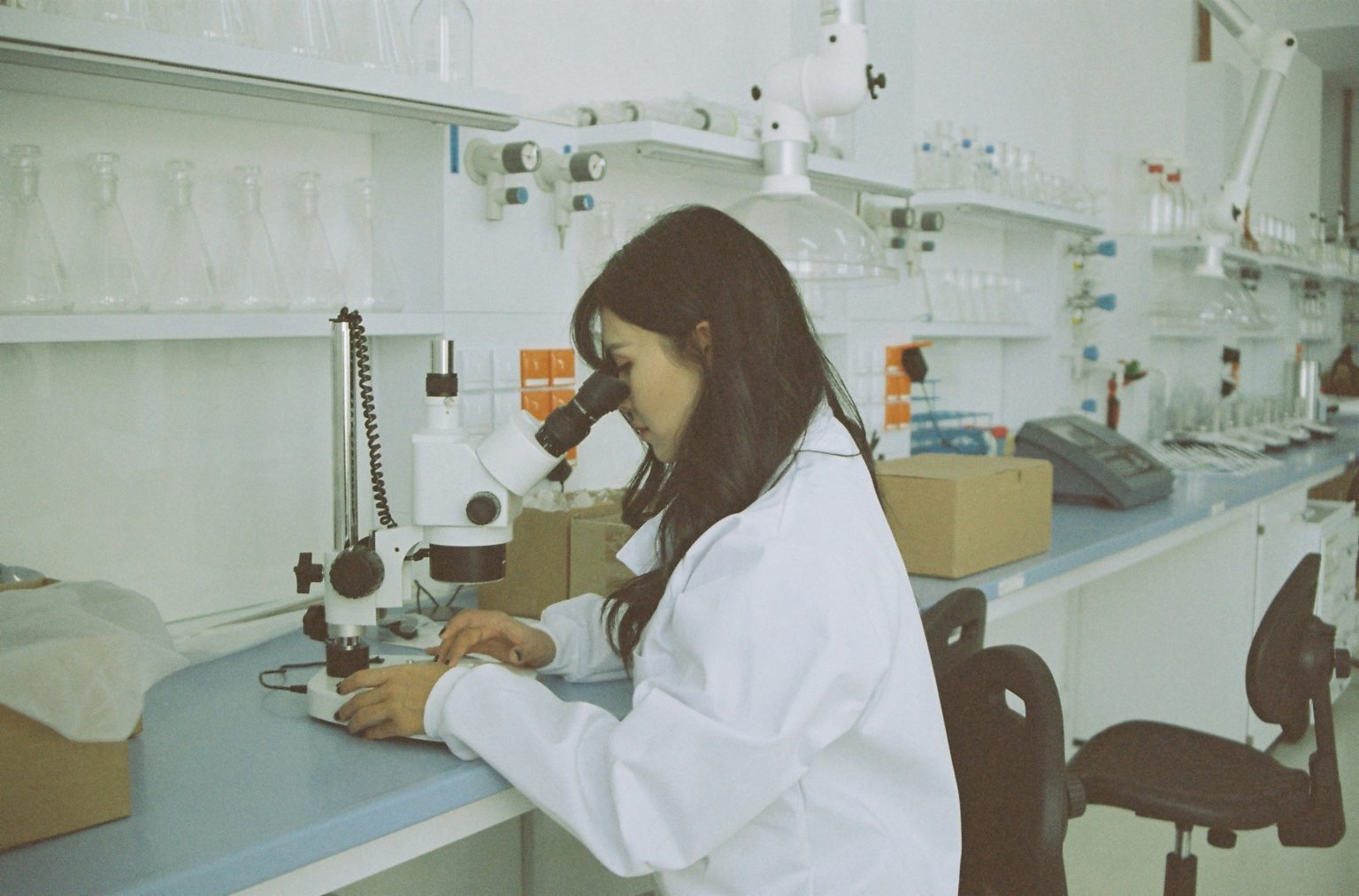scientist-forumating